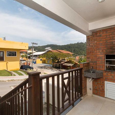 Residencial Los Abuelos Bombinhas Eksteriør billede