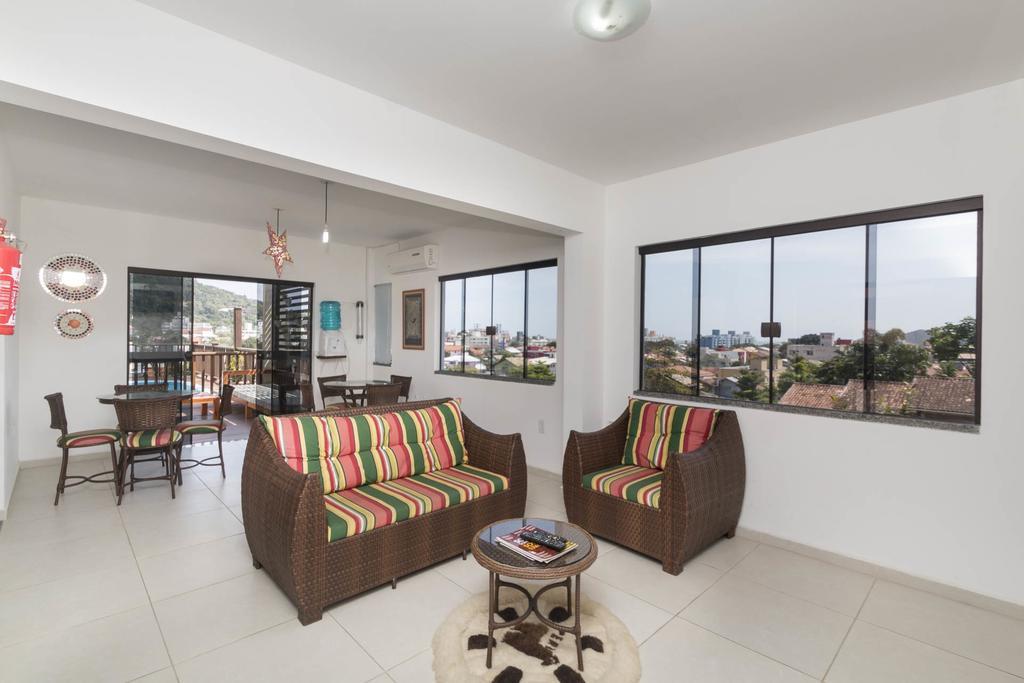 Residencial Los Abuelos Bombinhas Eksteriør billede
