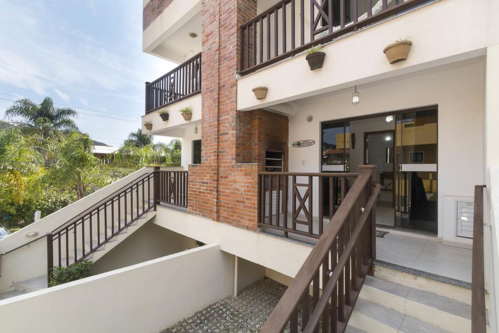 Residencial Los Abuelos Bombinhas Eksteriør billede
