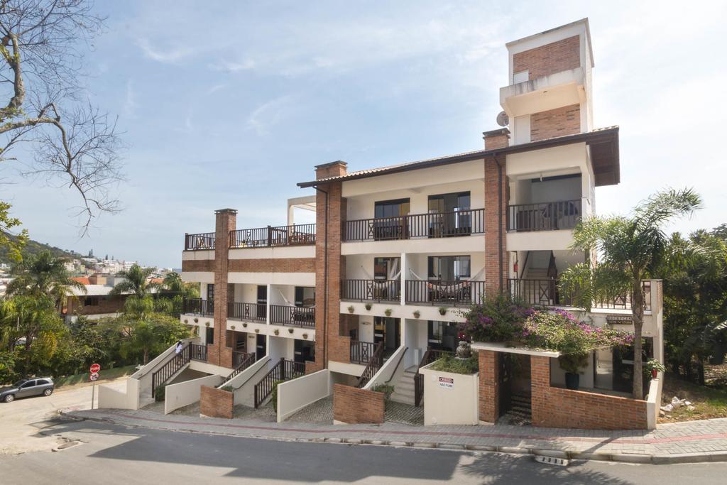 Residencial Los Abuelos Bombinhas Eksteriør billede